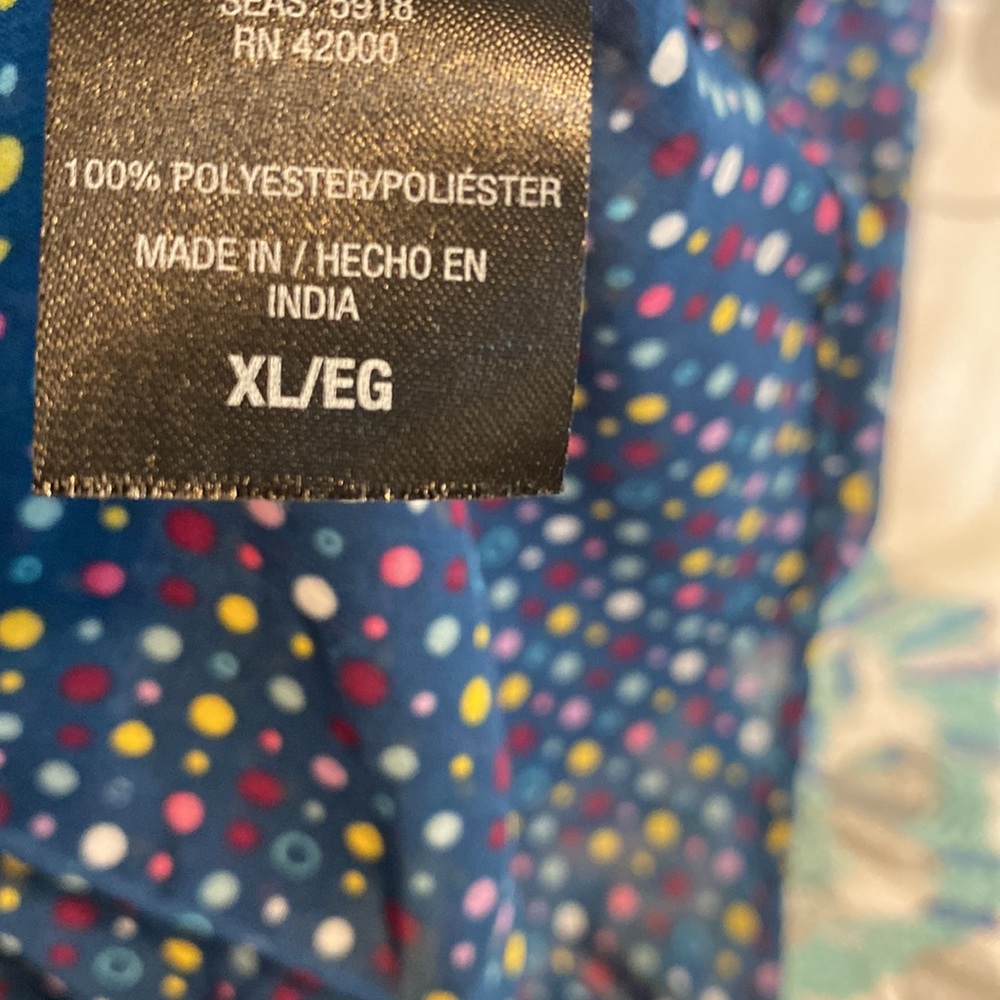 Attention, sheer sleeveless polkadot blouse. XL - Picture 7 of 9